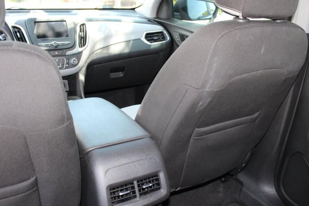 2020 Chevrolet Equinox LS - Photo 16