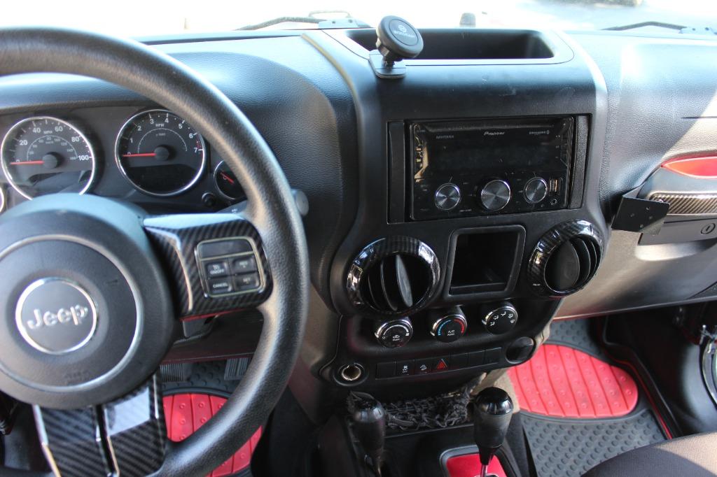2013 Jeep Wrangler Sport - Photo 9