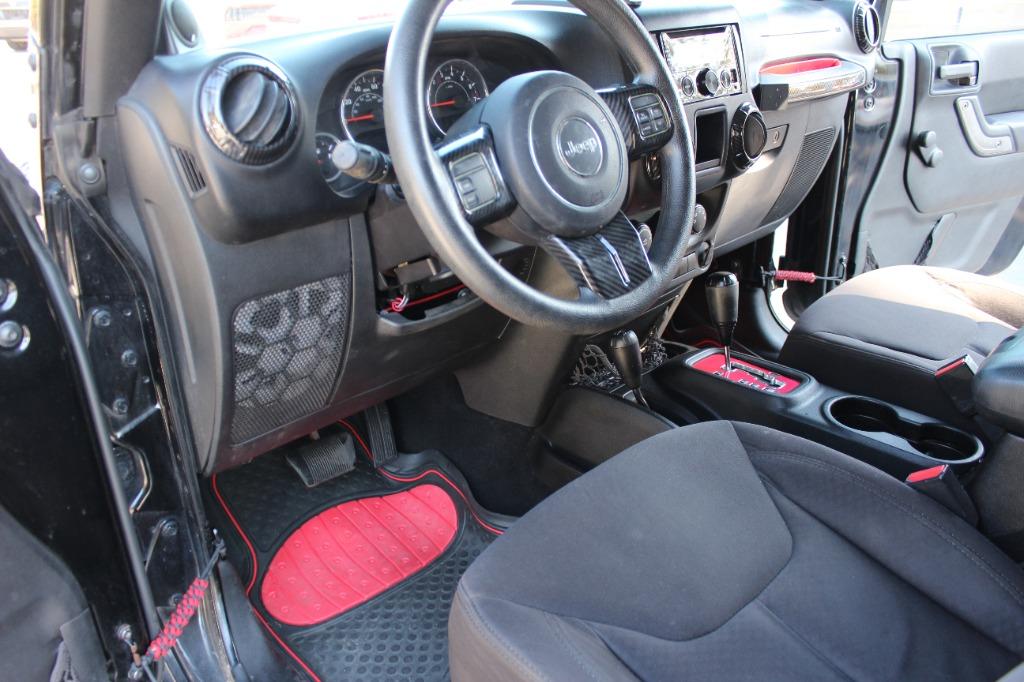 2013 Jeep Wrangler Sport - Photo 11