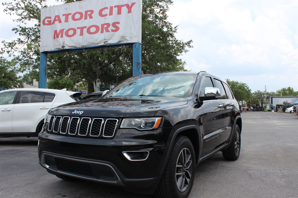 2019 Jeep Grand Cherokee Limited's photo